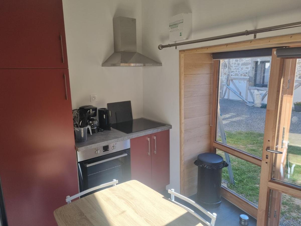 Jolie Petite Maison Dans Village Fortifie Brigueuil Екстериор снимка